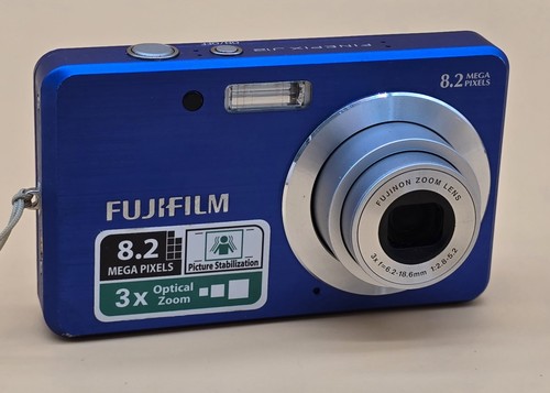 Fujifilm Digital Camera FinePix J12 10.0MP Blue. No Charger - Picture 3 of 12