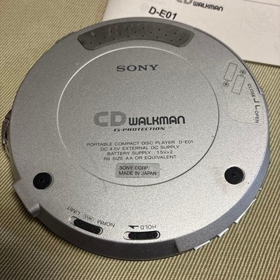 Vintage Sony D-e01 Silver Portable CD Player 20th Anniversary