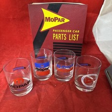 MOPAR Master Parts Catálogo Vendedor Premio Vasos Juego De Cuatro Marca