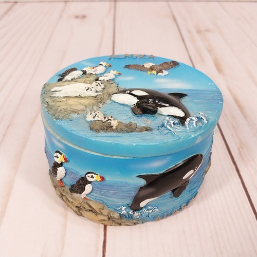 Alaska Coast Round Souvenir Trinket Box 3D Seals Whales Eagles Puffins Otters - Picture 2 of 14