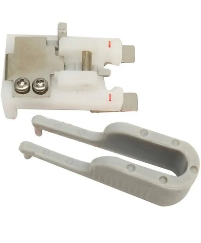 DREAMSTITCH Standard Presser Foot For Viking Sewing Machines Group 1-7 - Model 4127640-45