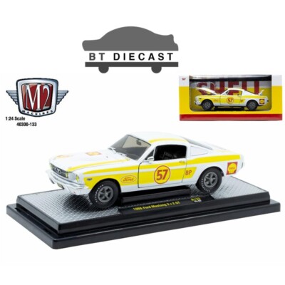 M2 MACHINES 1966 FORD MUSTANG 2+2 GT 1/24 SHELL YELLOW / WHITE