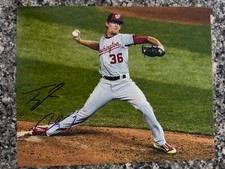 Tyler Clippard signed WASHINGTON NATIONALS 8 X 10 photo
