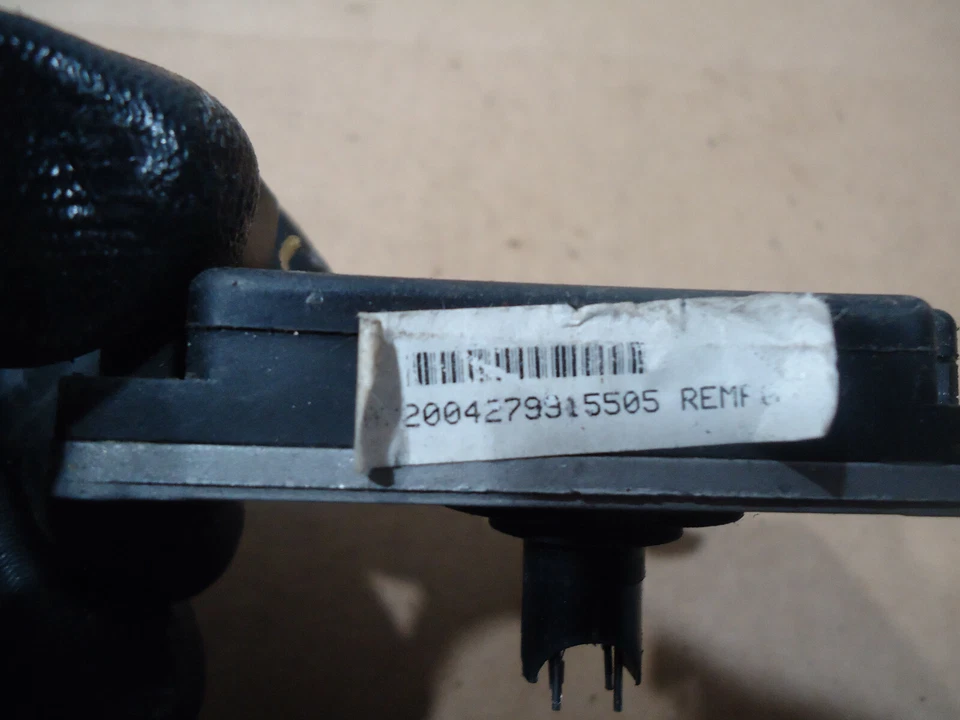 1990 BUICK RIVIERA 3,8 Л V6 ДАТЧИК МАССОВОГО РАСХОДА ВОЗДУХА - Изображение 3 из 4