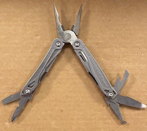 LEATHERMAN WINGMAN MULTI-TOOL- USED. - Picture 3 of 5