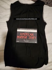 AHS American Horror Story Hotel Pantalla Original Usada Lady Gaga Camisa Negra Utilería
