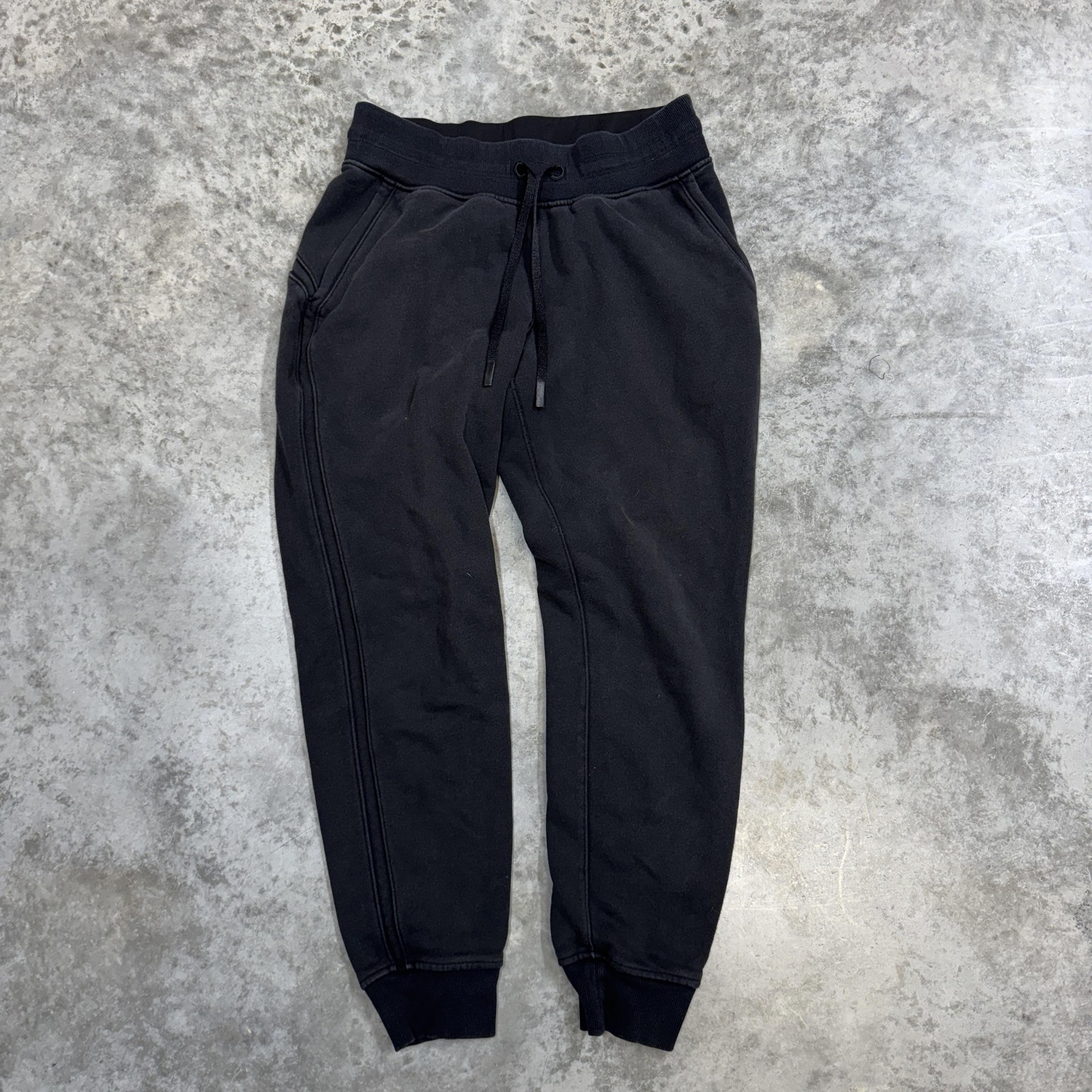 Lululemon Sweatpants Womens 6 Black Fleece Jogger Pants Drawstring Pockets Gym