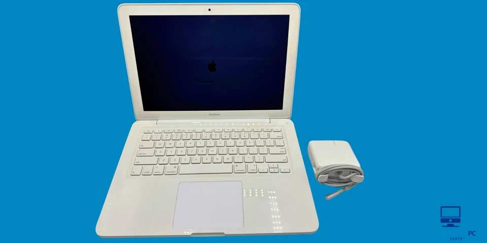 Apple MacBook 13 конец 2009 белый/Intel Core 2 Duo 2,26 ГГц, 250 GB HDD 4 GB RAM - Изображение 3 из 4