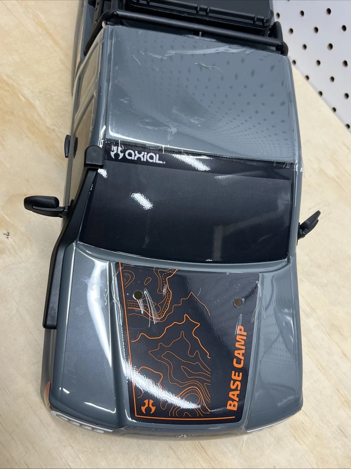 Axial SCX10 III Base Camp Gray Body With Accessories Snorkel Rack New 1/10 Yota - Image 2 of 4