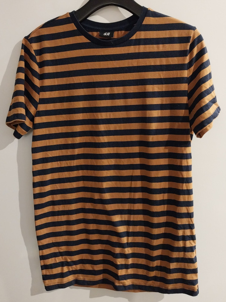 H&M tshirt striped size m short sleeved cotton blend great condition