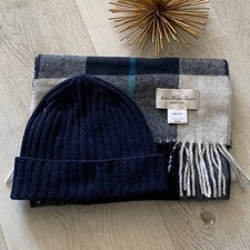 ITALIAN WOOLEN TREASURES Scarf 100  beanie wool made in Italy navy plaid NWOT