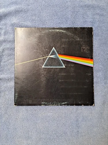 PINK FLOYD - THE DARKSIDE OF THE MOON VINYL LP ALBUM - CAPITOL RECORDS - 1973