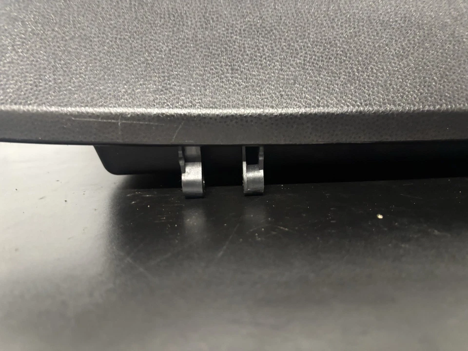 Оригинальный черный отсек для перчаточного ящика Hyundai Tucson 2010-2015 годов выпуска - Изображение 3 из 4