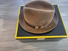 DOBBS HUNTER MOUNTAIN Beaver BROWN FUR FELT FEDORA HAT MADE IN USA VINTAGE