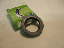 NIB SKF CHICAGO RAWHIDE 13949  NITRILE OIL SEAL 35 X 52 X 8MM P4386