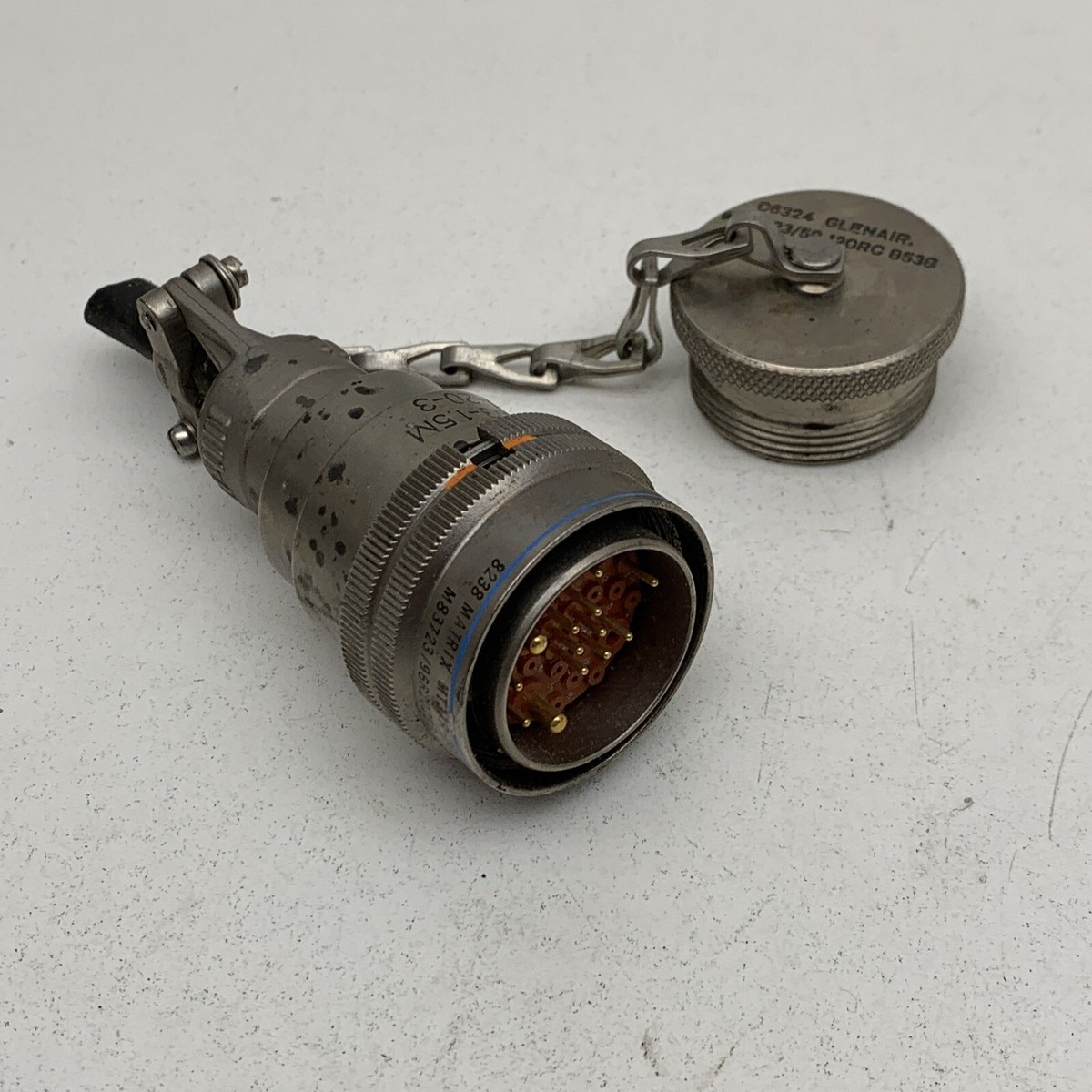 Matrix MT37R-2028P6 Circular MIL Spec Connector 28-Position Plug