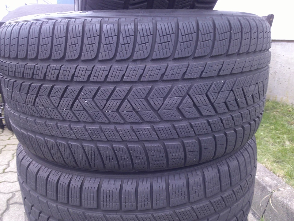 4x Winterreifen VA: 275/45R20 110V HA: 305/40R20 Pirelli Scorpion Icce&Snow - Bild 3 von 3