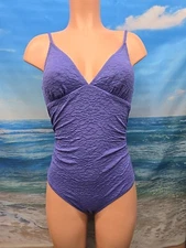 NWT Cupshe Womens One Piece Swimsuit Size Medium Purple Textured Floral