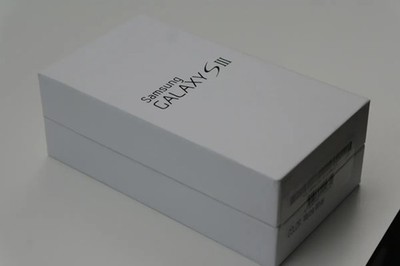 Samsung Galaxy S III LTE-4G -GT-I9305 - 16GB - weißes (entsperrt) Smartphone