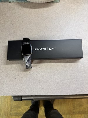 apple watch series 7 nike 45mm Color way Silver