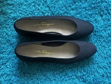 Salvatore Ferragamo Navy Solid Round Toe Slip-On Block Heel Pumps US 9 B