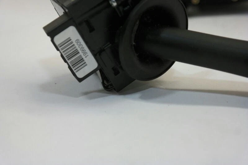 Cadillac CTS 2004-07 perilla de crucero interruptor de señal de giro interruptor de columna Foto 3 de 4