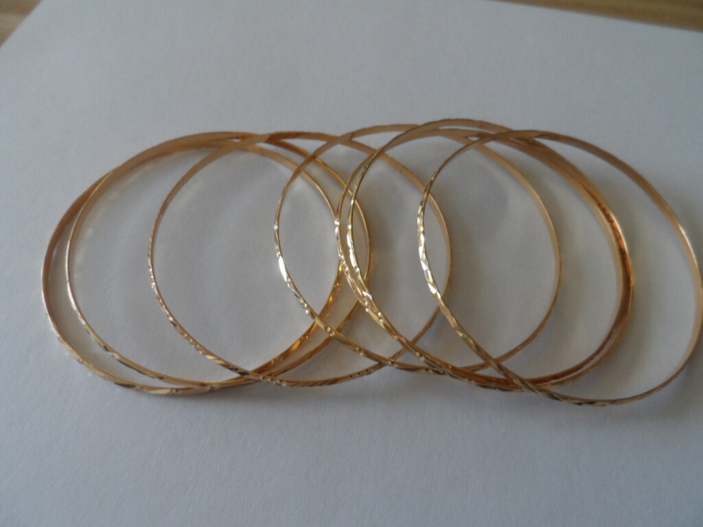 HALEINE ♥ ANTIQUE SIVER&BLACK V BANGLE /追跡付 Sterling Silver 28mm Hawaiian Cut-out Bangle