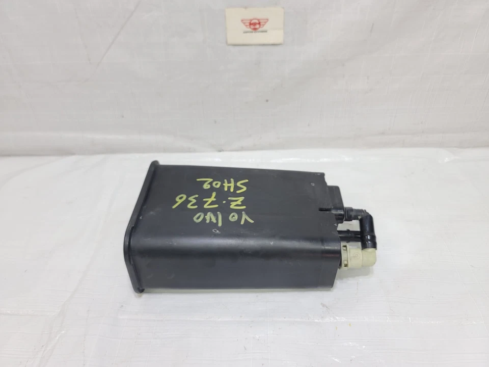 2008-2016 Volvo XC70 Charcoal Fuel Vapor Canister OEM 31342749 - Imagem 4 de 4