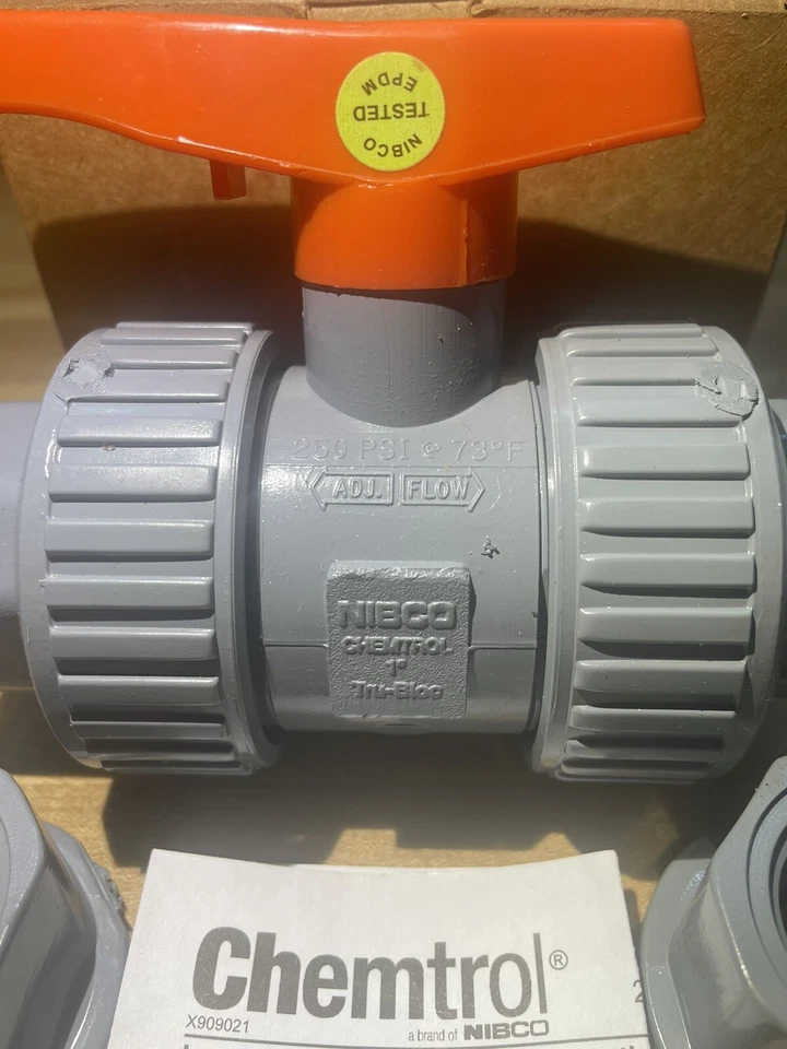 NIBCO 1” CPVC/EPDM BALL VALVE. *NEW* Model D, U51TB-E, Socket/threads - Image 3 of 3