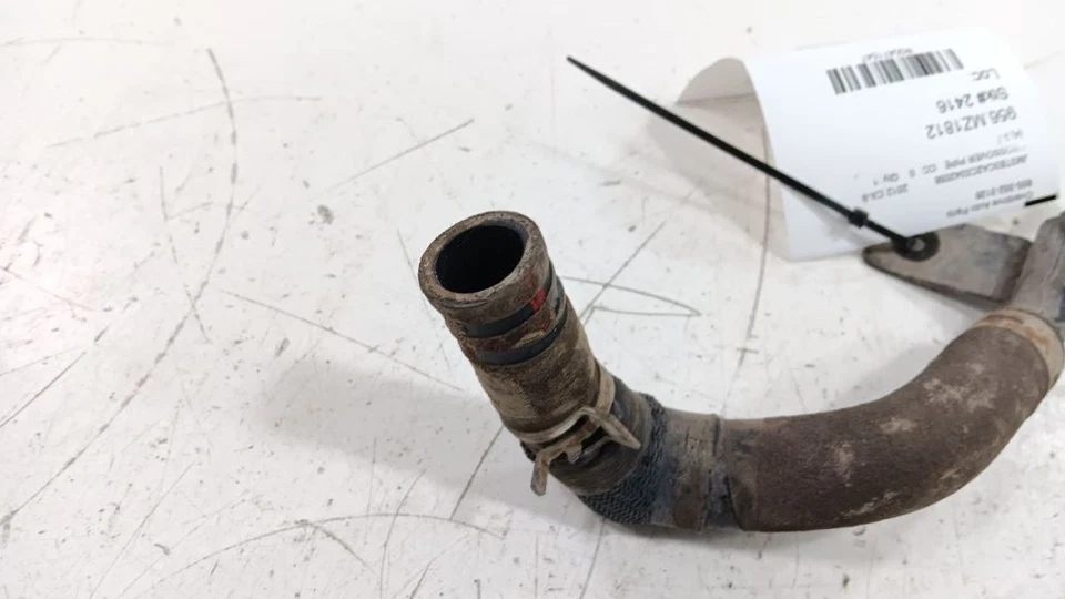 Tubo cruzado línea refrigerante Mazda CX-9 2012 2011 2010 Foto 3 de 4