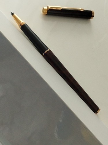 Vintage Stylo Parker 180 Laque Marbrée Rollerball Pen Goldplated Trim - Photo 7/8