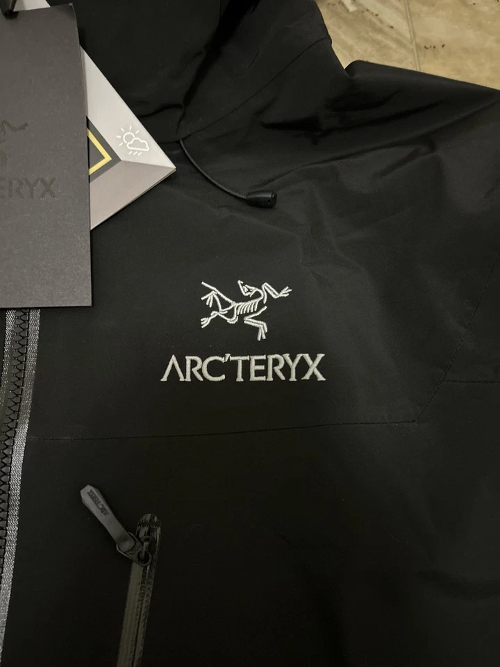 Chaqueta Arc'teryx Beta AR para hombre talla mediana Foto 2 de 3