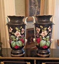 PAIR OF ANTIQUE OLD PARIS PORCELAIN FLORAL DECORATED HANDLED VASES