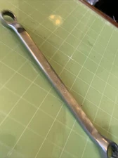 Snap On Tools XB2022 5/8" - 11/16" 12 Point SAE Drive 10º Offset Box End Wrench 