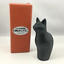IWACHU Japanese Cast Iron Black Cat Paperweight Home Garden Figure Statue Decor