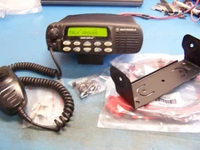 Motorola CDM1550 LS+ UHF 403-470MHz 1-25 Watt AAM25RHF9DP5AN New Tested