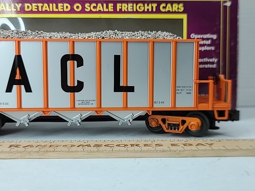 MTH O Gauge 20-98218 Atlantic Coast Line Rapid DIscharge Hopper w/Rock Load New - Picture 3 of 11