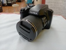 Fujifilm Finepix S8200 Digital Camera