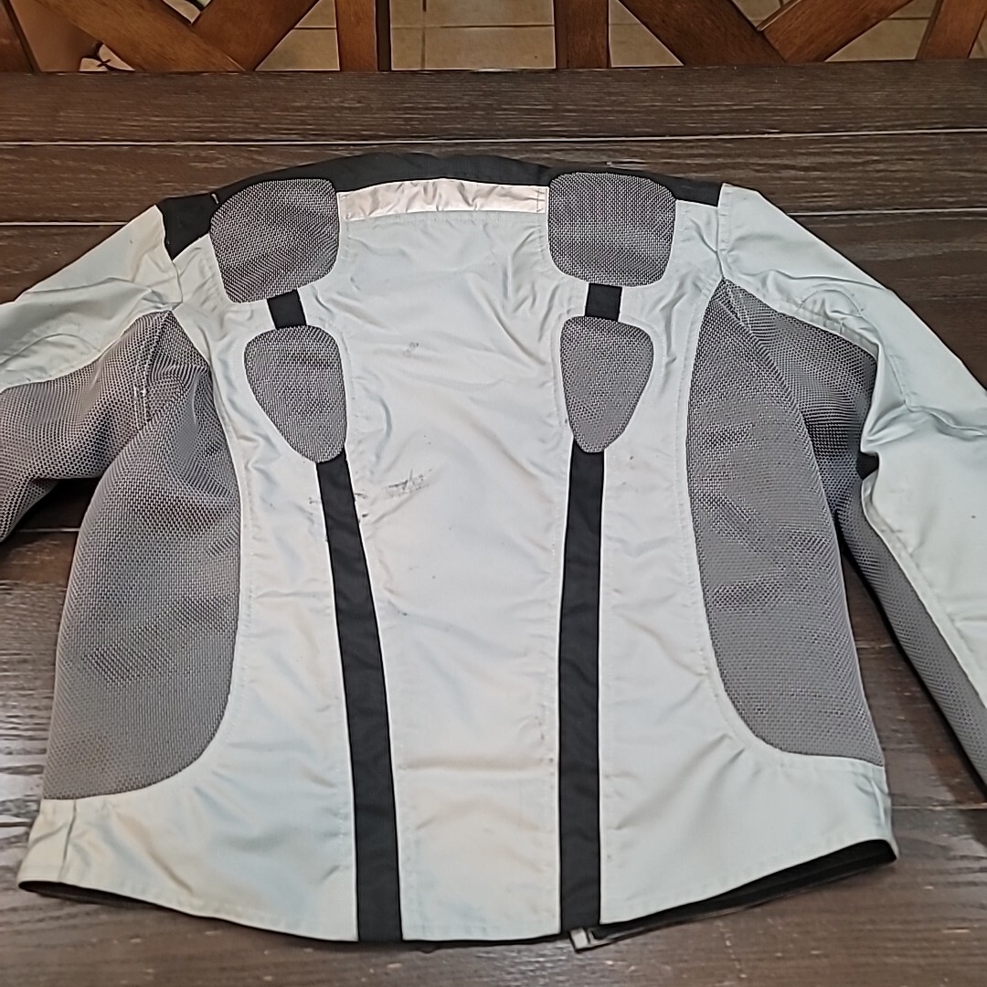 BMW Motorrad Airflow Jacket Size 36 | Gray | Unisex Adults BMW Motorrad Airflow Jacket Size 36 | Gray | Unisex Adults