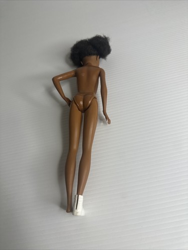 Mattel Barbie Skipper Babysitters Inc Doll No Clothes African American - Picture 8 of 8