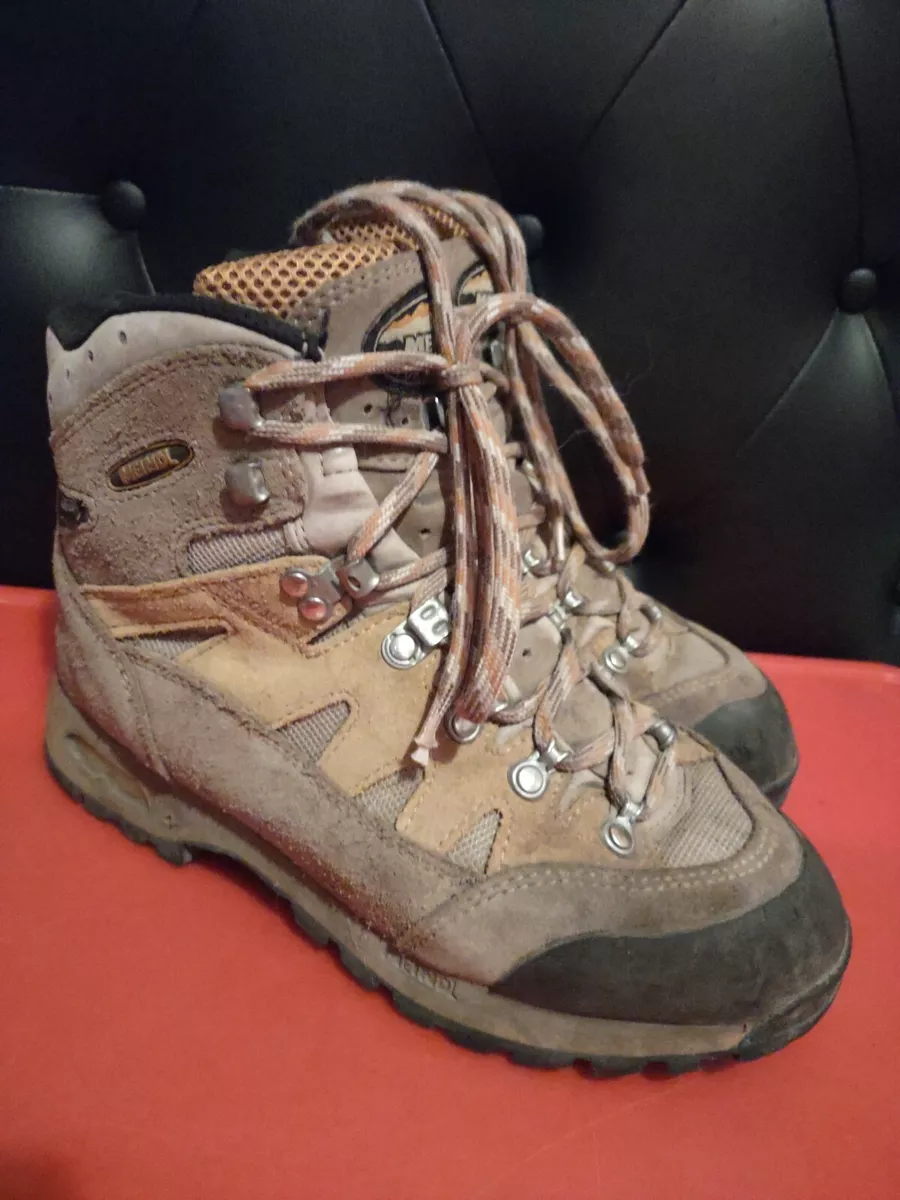Womens leather hiking store boots waterproof