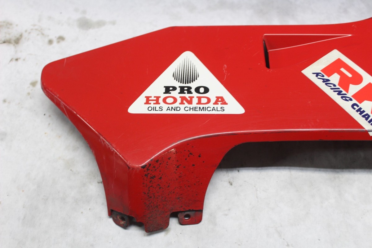 RIGHT SUB-ASSY COWL R157B ITALIAN RED 64460-MEE-D00ZC 2006 HONDA