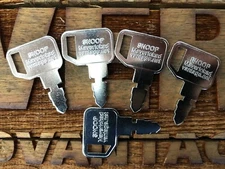 5 keysR30074 for Case John D, Massey Ferguson Baraga Terramite 192923M1 192923V1