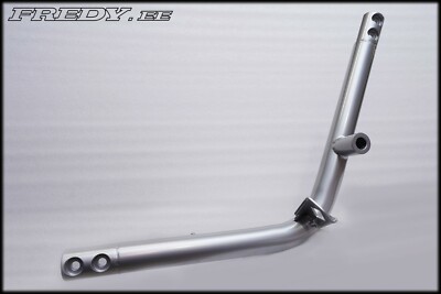 New Right 2004-2010 Harley-Davidson VRSCA VRSCAW VRSCX V-Rod Frame Lower Rail 