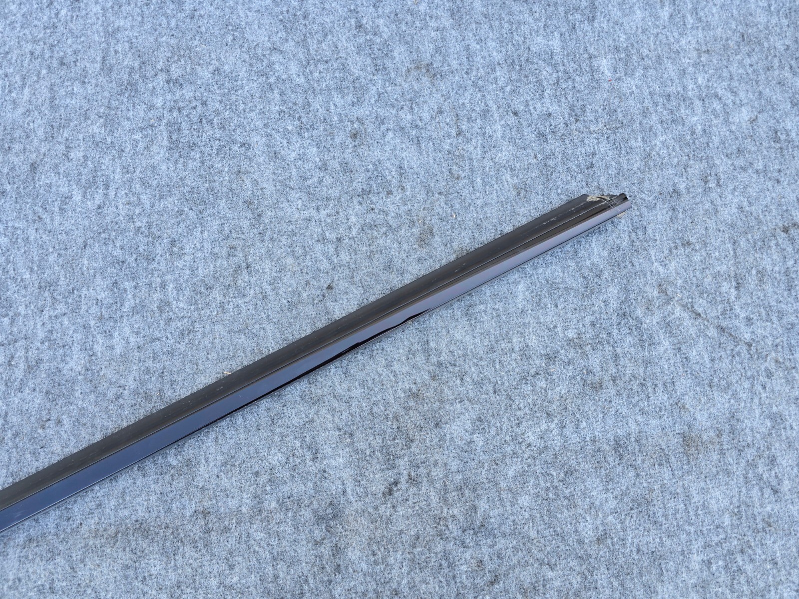 RIGHT SIDE DOOR MOULDING TRIM ASSEMBLY OEM 36k 08-19 MASERATI GRANTURISMO M145