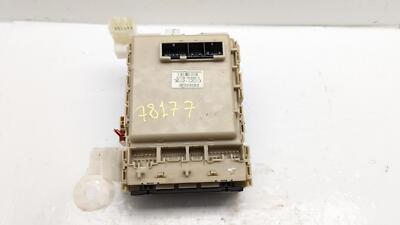 TOYOTA AVENSIS MK3 T270 T271 T272 2009-2019 INTERIOR FUSE BOX 78177 82730-05680