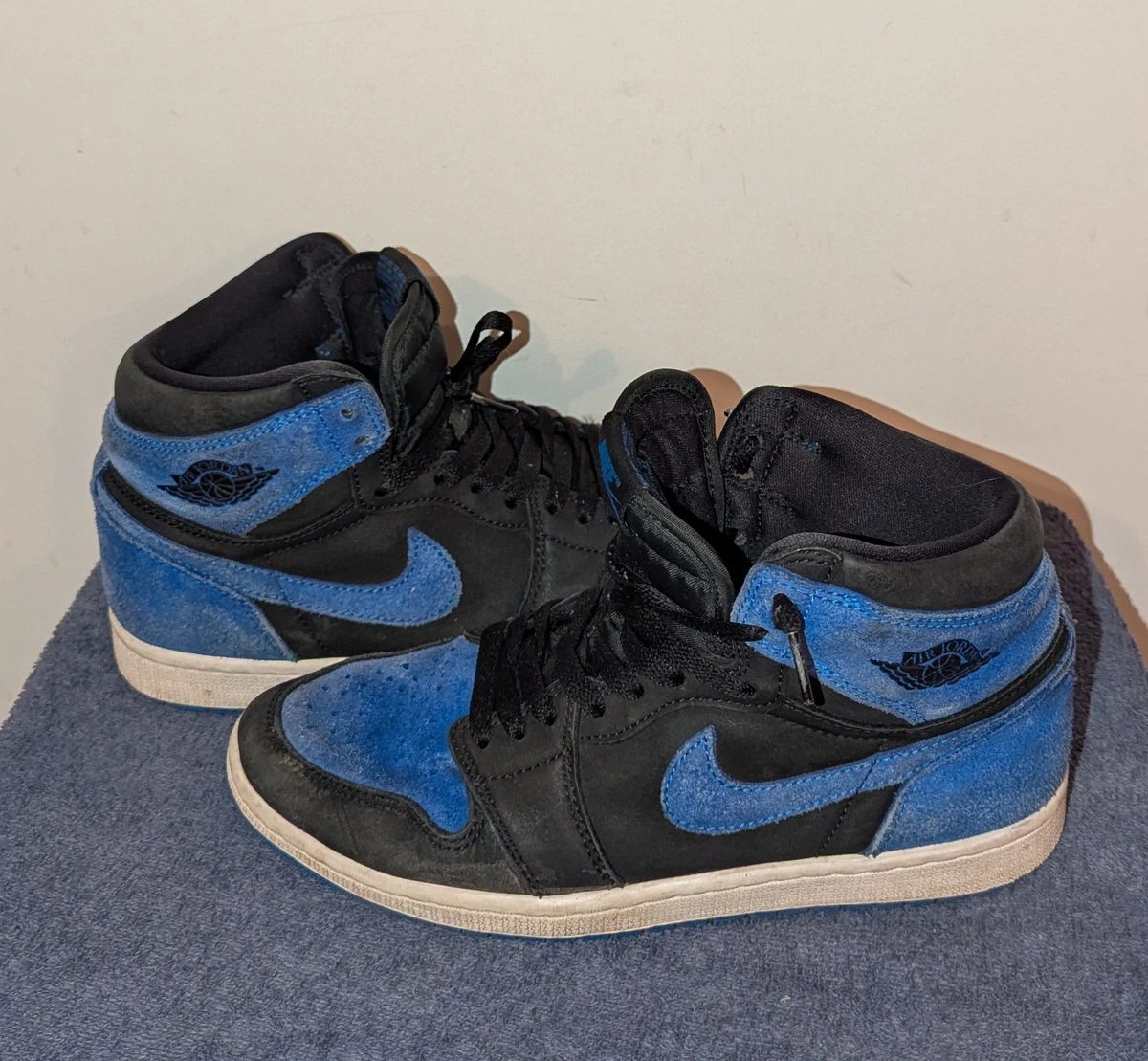 Preços baixos em Jordan 1 Retro OG High Royal Reimagined | eBay