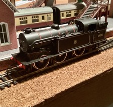 OO Gauge Mainline Dapol N2 Class 0-6-2 Locomotive 69532 BR Lined Black 