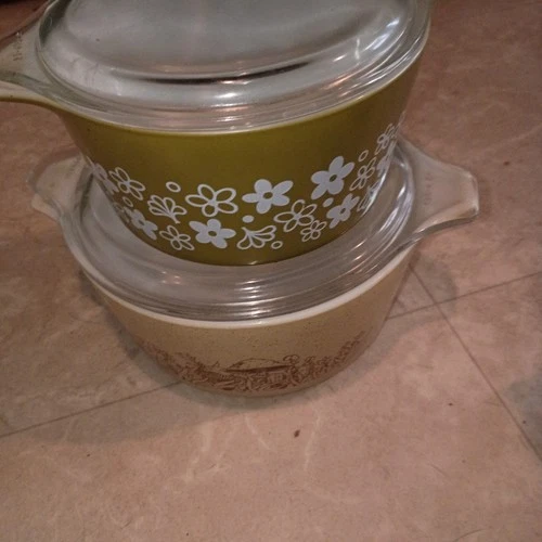 Vintage PYREX Green Crazy Daisy Casserole Dish 473 1 QT Spring Blossom With Lid