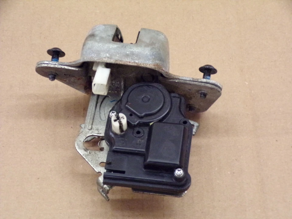 Jeep Commander 2006 puerta levadiza pestillo 2006-2010 Foto 2 de 3